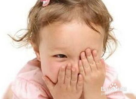 孩子不自主的发出声音,家长要注意了 孩子不自主的发出声音,家长要注意了